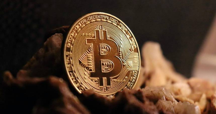 中美30日貿易談判！比特幣上看12.5萬美元　這檔ETF半年來報酬近66％