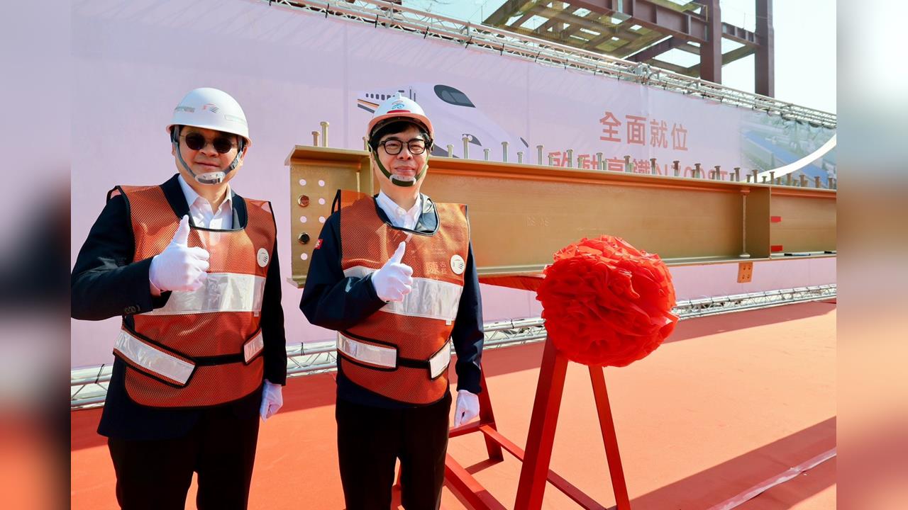快新聞／高雄輕軌年運量破1330萬人次　陳其邁肯定史哲副市長任內貢獻