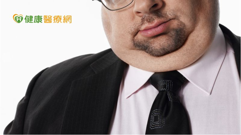 變胖出現雙下巴？　30歲男就醫確診「甲狀腺癌」