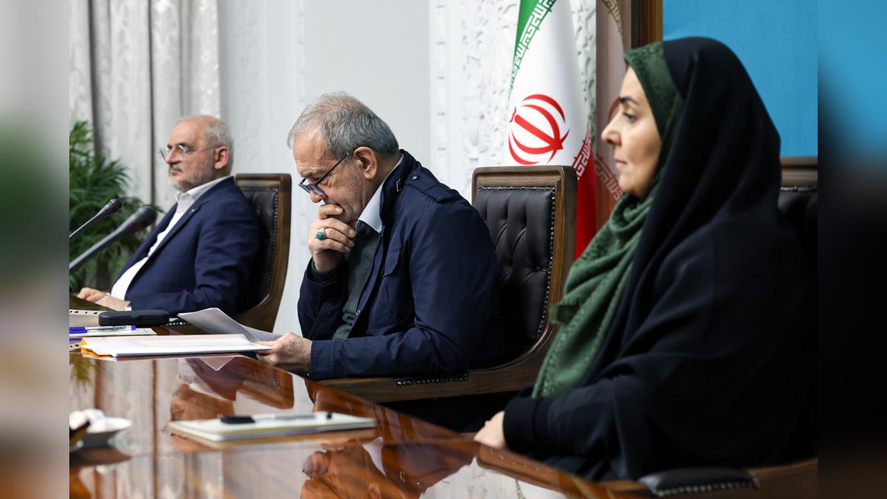 快新聞／對美強硬表態！無條件投降是「帶進墳墓的夢想」　伊朗總統向鄰國致歉