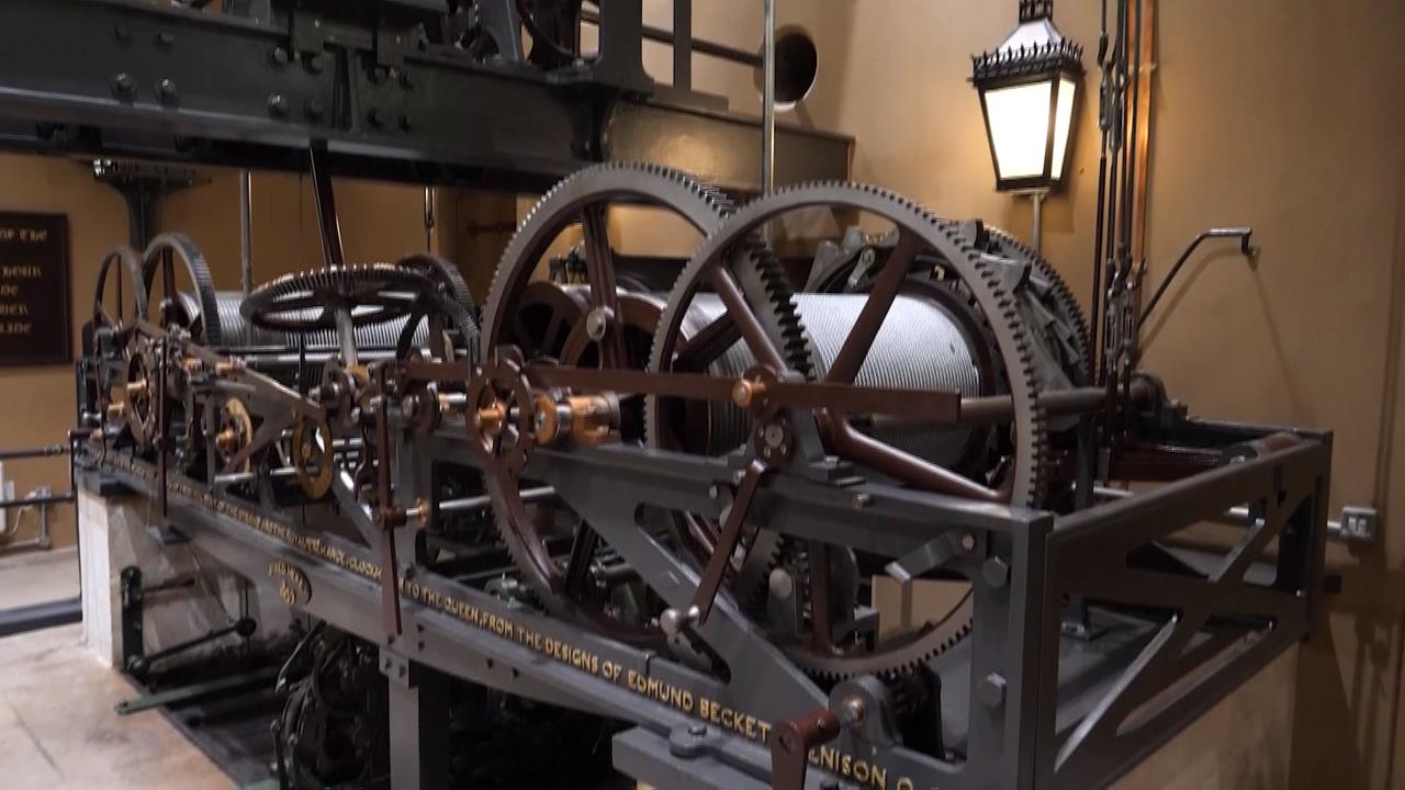 倫敦大笨鐘準備跨年敲鐘大秘寶　鐘錶師連續17小時執勤