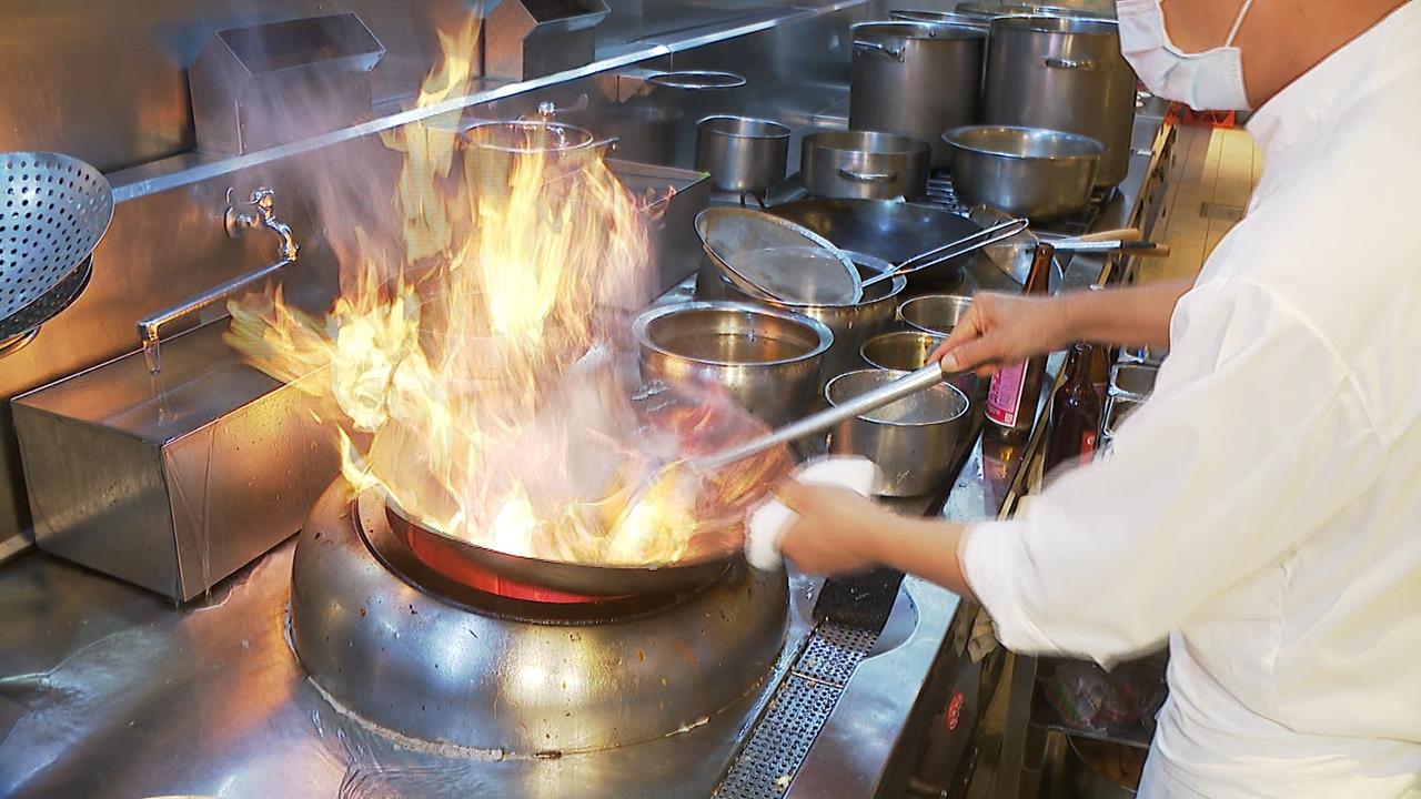 台股噴漲投資人賺飽飽! 五星飯店攜手台南名店搶市