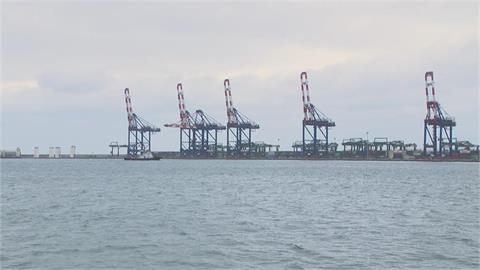 快新聞/台北港「捕蟹船翻覆9人落海」 3人尋獲時失去生命跡象