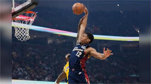 NBA(影)/騎士、國王及公牛完成3方交易!湖人補強目標一次少兩個