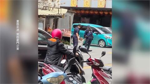 無視公權力！新竹女騎士咆哮警　坐地耍賴喊：我是阿嬤