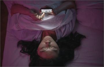 「網路成癮」看腦波就知道！   國衛院開發AI判讀工具、準確率86%