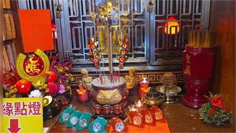 元宵拚選戰! 紫南宮錢母.高雄超人力霸王提燈搶手