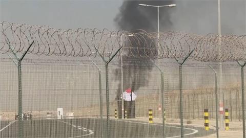 恐怖! 印度戰鬥機特技表演失控墜毀爆炸　飛行員死亡