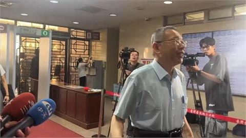 快新聞／陪同開庭！黃國昌疑養狗仔跟蹤阿北　柯文哲笑了「這樣說」