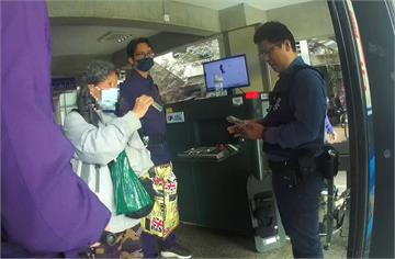 包包藏菜刀進法院　48歲婦辯閨密教切菜