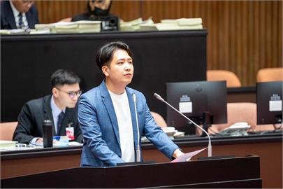 快新聞／橘子幫柯文哲辦手機竟化名「羅廷瑋」　本尊：努力或許有被看見