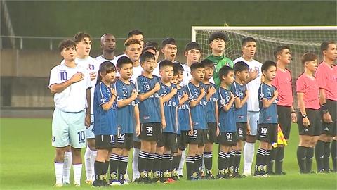 雨中應戰續寫主場不敗紀錄　台灣男足１：１踢和菲律賓