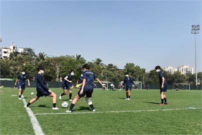 台灣女足隊征戰亞洲盃7隊職員確診　外交部：安排2/6後專機返台