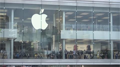 關稅衝擊iPhone價格　華郵：庫克曾與商務部長討論