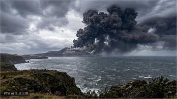 印尼喀拉喀托之子火山噴發 8座機場關閉17萬旅客滯留