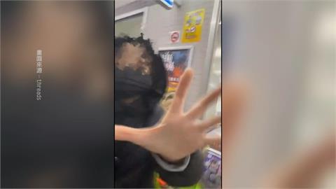 怪！中壢女當街砸雞蛋波及路人　警到場反問：所以不能丟嗎？
