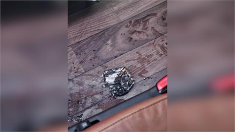 快新聞／桃園女子帶行動電源遊釜山竟自燃　巴士地板炸出洞