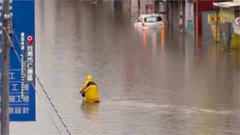 水淹台南仁德！派出所遇水劫　駕訓班車輛泡水