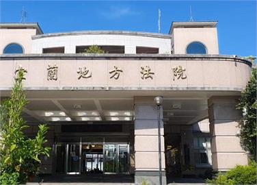 快新聞／宜蘭男警涉暴力性侵女警、拍攝裸照　遭法院裁定羈押禁見