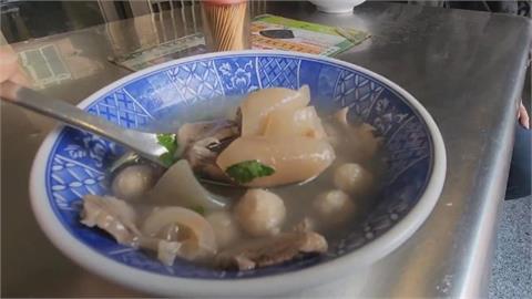 鹿港特色早點！　小丸子湯、豬血麵線　暖身又飽足