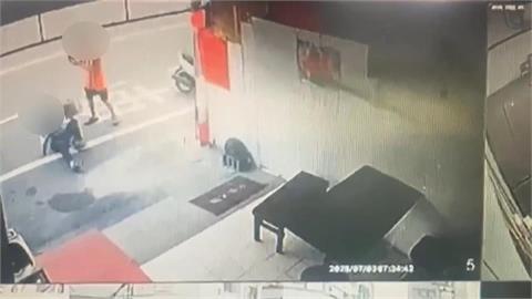 厝邊鬧翻！隔壁燒餅店拿手機拍沒事　牛肉湯店老闆稱拿紙板擋秘方被判刑