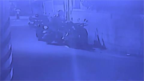 自私男深夜移車直接離去　民眾上班見愛車橫停路中