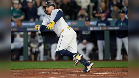 MLB(影)/水手為下賽季捲土重來率先出手!簽下大聯盟休賽季第一位自由球員