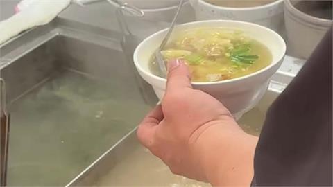 台式小吃怎麼吃最夠味？　美味的秘方！新竹人喝湯必加這個