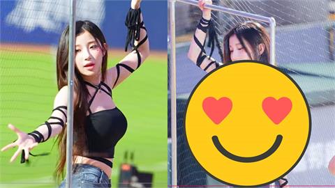 李珠珢首場應援「平口戰袍」扛不住！下秒突扯開「正面白布」3分鐘上帝視角瘋傳