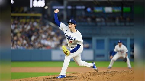 MLB(影)／投球習慣被抓到了？佐佐木朗希慘遭教士打爆　總ㄟ羅伯斯端「蘿蔔雞湯」