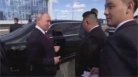 普丁邀請試坐俄國總統專車　「車迷」金正恩笑開懷