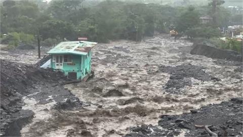 雨彈轟炸19縣市豪雨特報別慌！氣象粉專1圖揭關鍵：西南氣流終於快到尾聲了