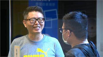 士林夜市天價龜！？附魚缸水草要3千6