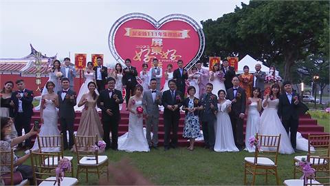 屏東縣府集團婚禮送禮券抽機票　　"新人"刻意不登記　年年都來結婚