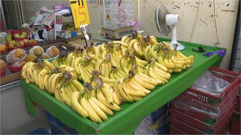 香蕉彎的比較甜…頭尾綠綠的會致癌？專家破解「5大香蕉神祕傳言」
