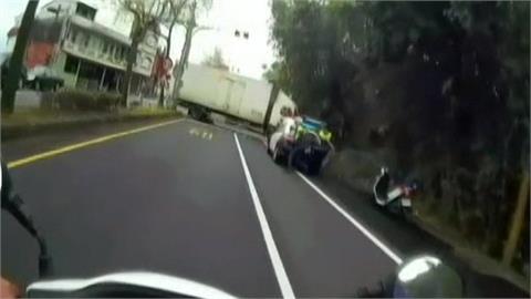 大貨車司機神助攻！　與警合力包夾逮竊賊