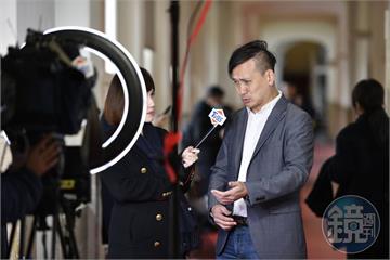 葉元之驚爆羞辱、不當解雇助理！　藍內部LINE截圖流出「他就是慣老闆」