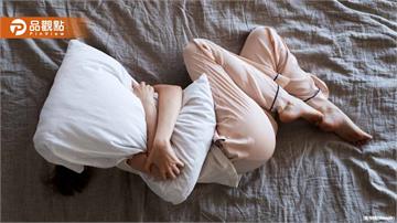 月經會傳染？醫師曝閨蜜「經期同步」背後真相