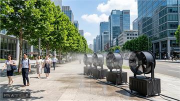 重慶高溫熱爆！街頭驚現「巨型降溫風扇」吹涼風引民眾駐足