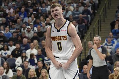 NBA(影)/小毛頭後衛Branu爆扣Gobert太囂張 金塊灰狼爆發衝突