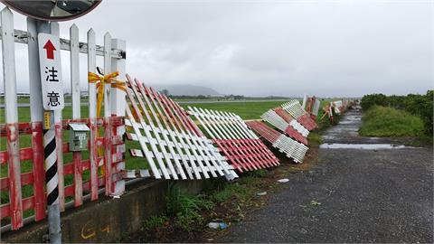 海葵颱風肆虐台東　豐年機場圍籬幾乎全倒