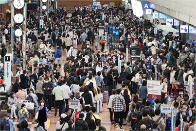 日本黃金週收假日！　班機、新幹線班班大爆滿