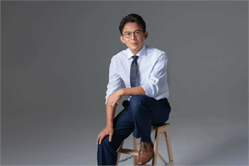 黃國昌陷狗仔風暴　四叉貓揪疑藏身老婆公司、黃帝穎質疑這2人也被跟