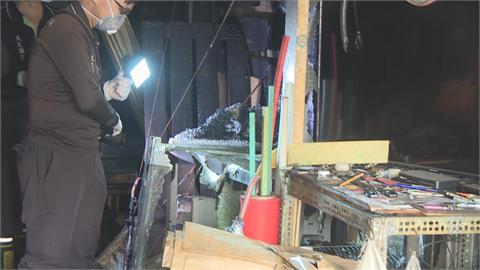 台南民宅凌晨火警！一家三口受困　消防員電話指引獲救