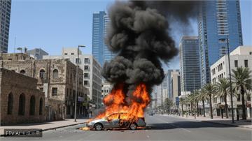 敘利亞首都大馬士革驚傳爆炸！國防部附近汽車起火　現場封鎖調查中