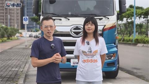 大車死角多！正妹職業駕駛「做好2點」4年零事故　疾呼機車族：最好不要鑽