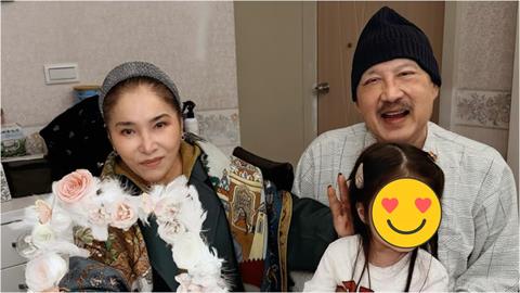 李亞萍「爆罹失智」曾拒入院檢查！兒曬照「祖孫三代同框」余天也露臉了