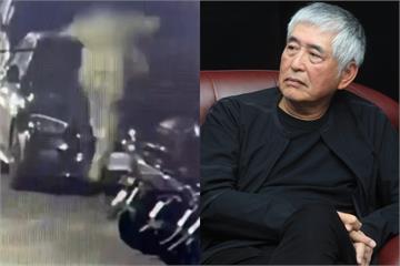 名導演柯一正不爽車道被擋　「小跑步飛踩」毀損車輛遭起訴