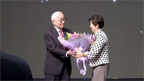 快新聞／張忠謀迎93歲生日！　愛妻張淑芬送「超甜生日禮物」展現好感情