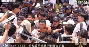 黃國昌「走讀」對警勒脖釀8傷　警政署：全力支持依法嚴辦